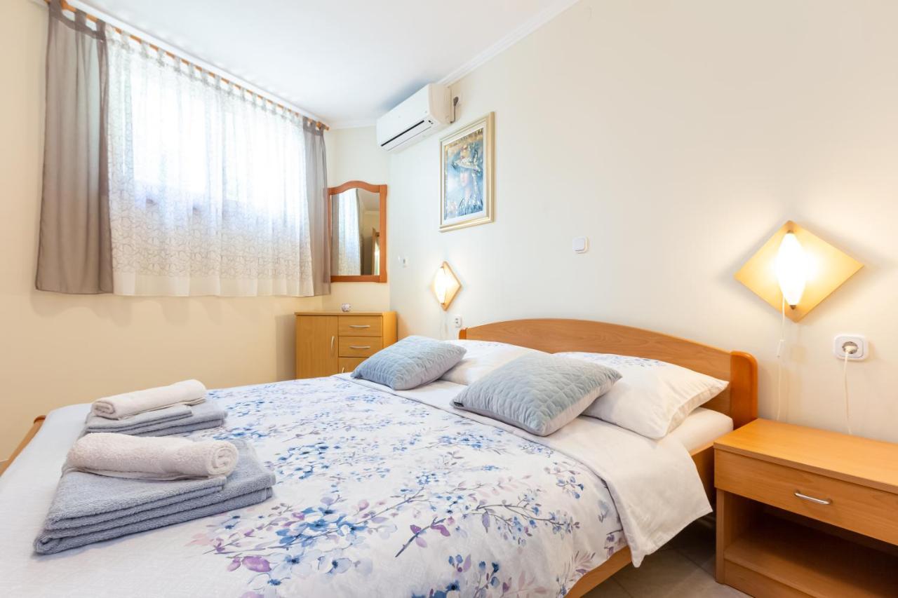 Apartment Sepat With Free Parking Place In Baska Ngoại thất bức ảnh